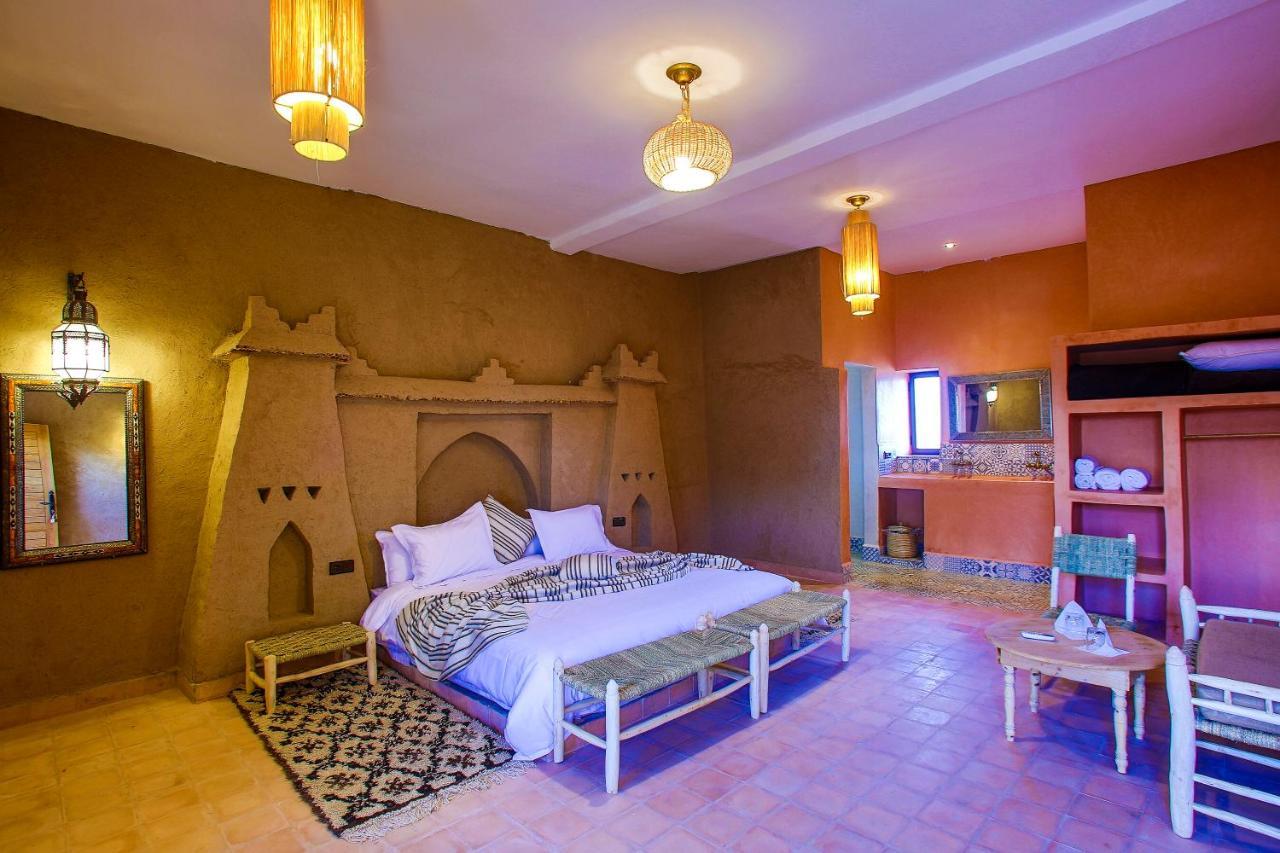 Riadsuerteloca Merzouga Hassilabied Экстерьер фото Suite